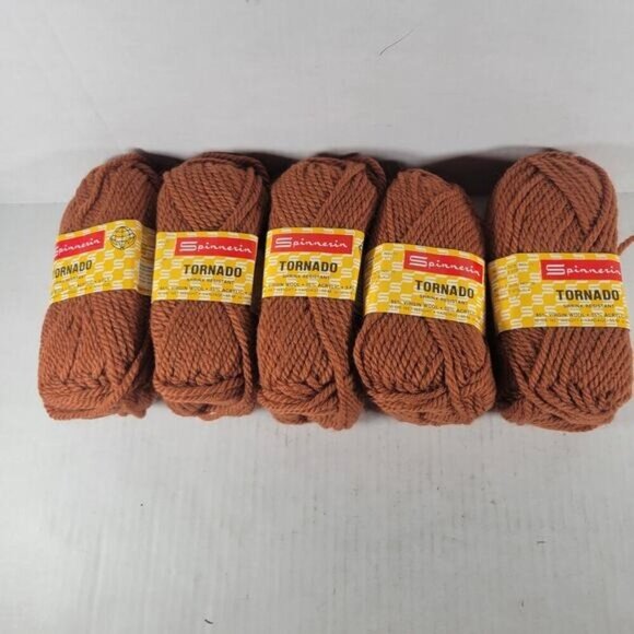 5 Skeins Spinnerin Vintage Tornado Wool Blend Discontinued Yarn in Color 11 - Picture 1 of 4